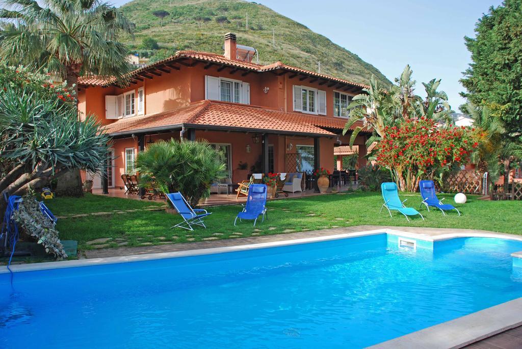 B&B Villa Di Giorgi Cefalú Exterior foto